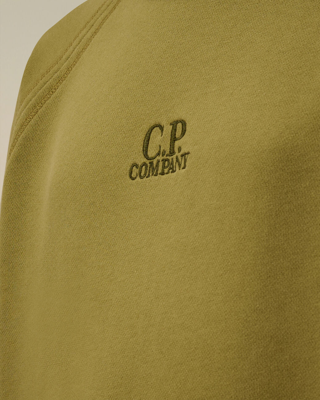 Sweat à col rond kaki logo brodé Garcon CP Company H25