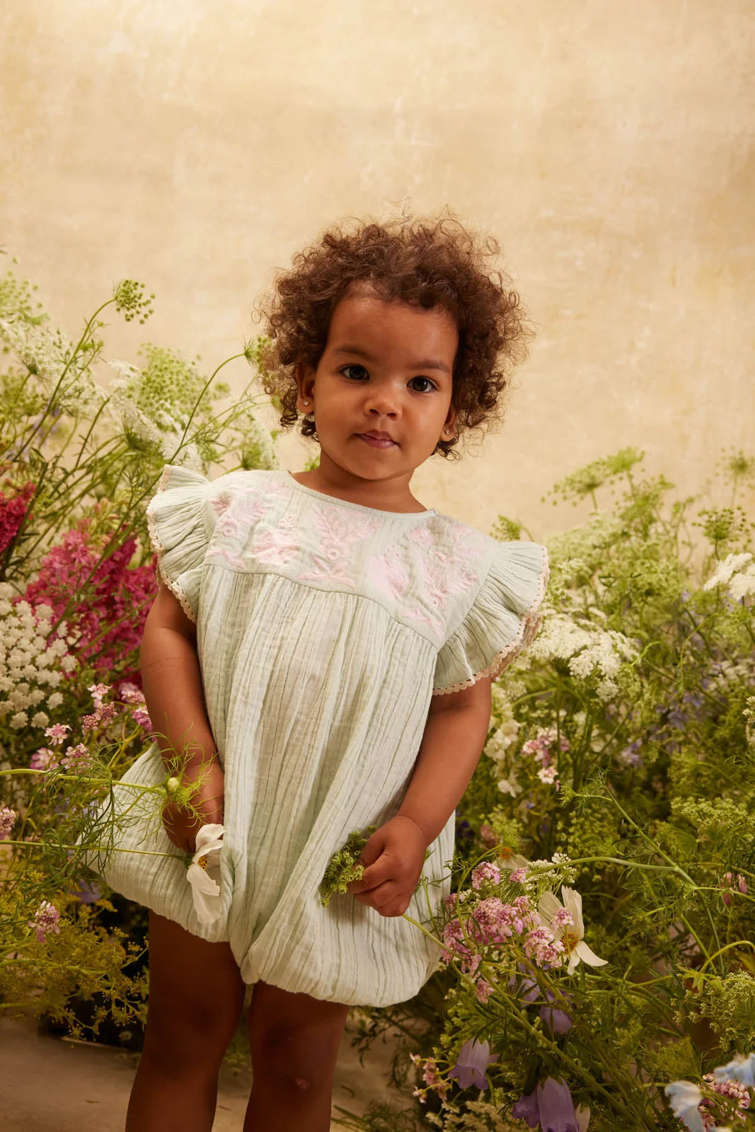 Combi Nusha almond babygirl Louise Misha 