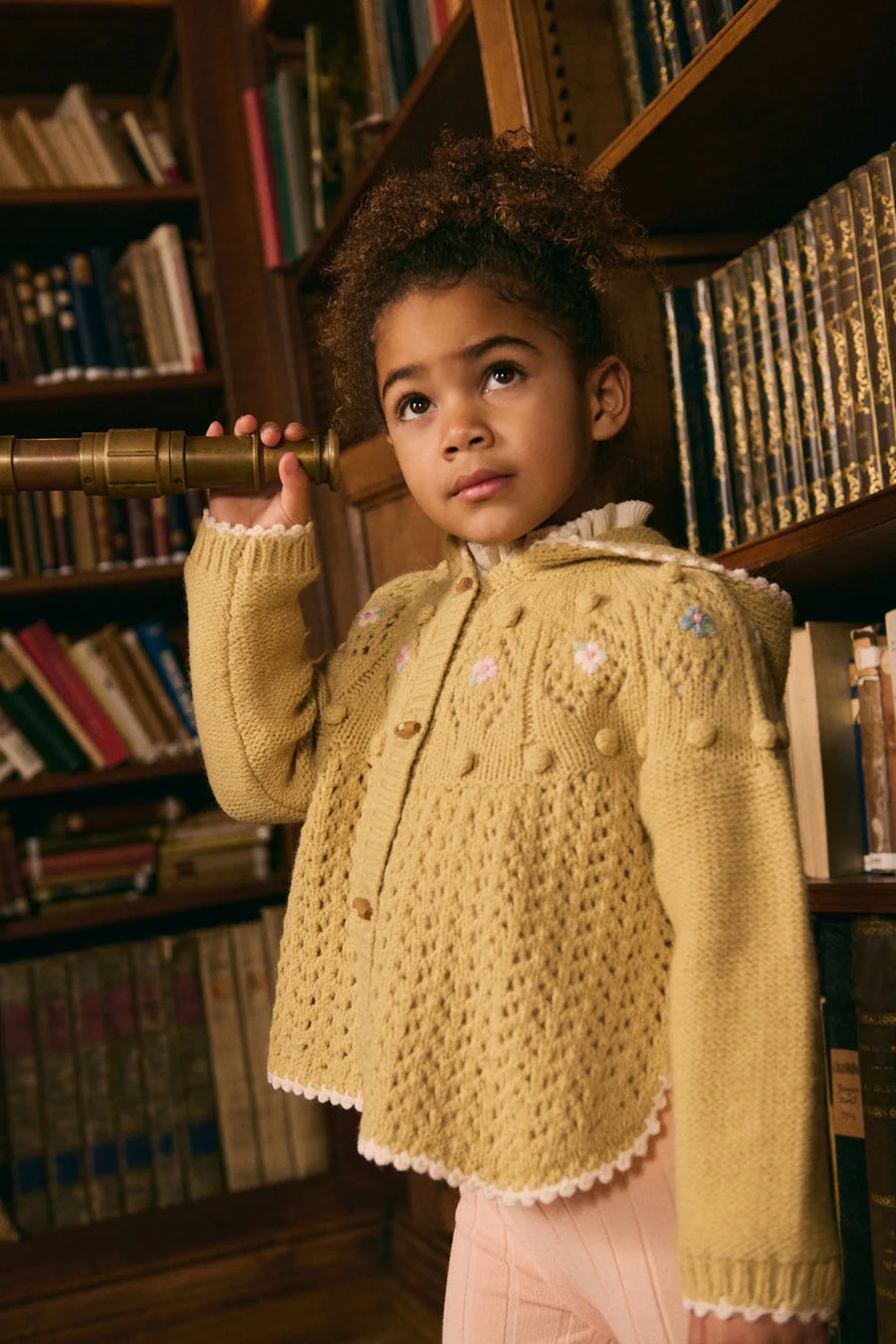 Cape Iona honey fille Louise Misha H25