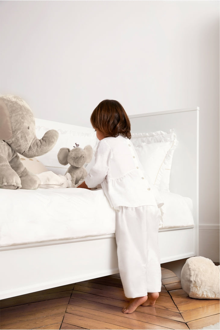 Éléphant en peluche tractable avec roues pour enfants Sweet Multicolor Éléphant en peluche tractable avec roues pour enfants Sweet Multicolor
